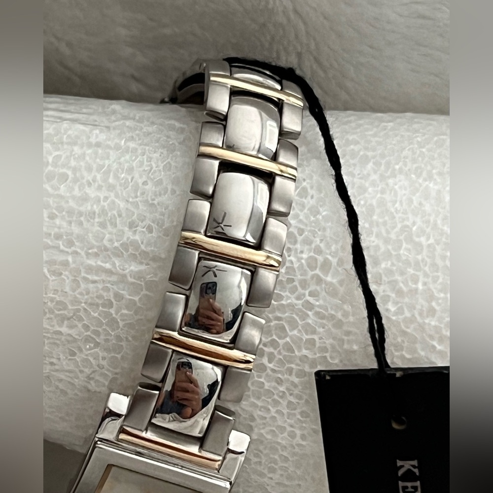 NWT Authentic Vintage Kenneth Cole 2-Tone Stainless Steel Bracelet Watch KC4300 - Picture 6 of 15